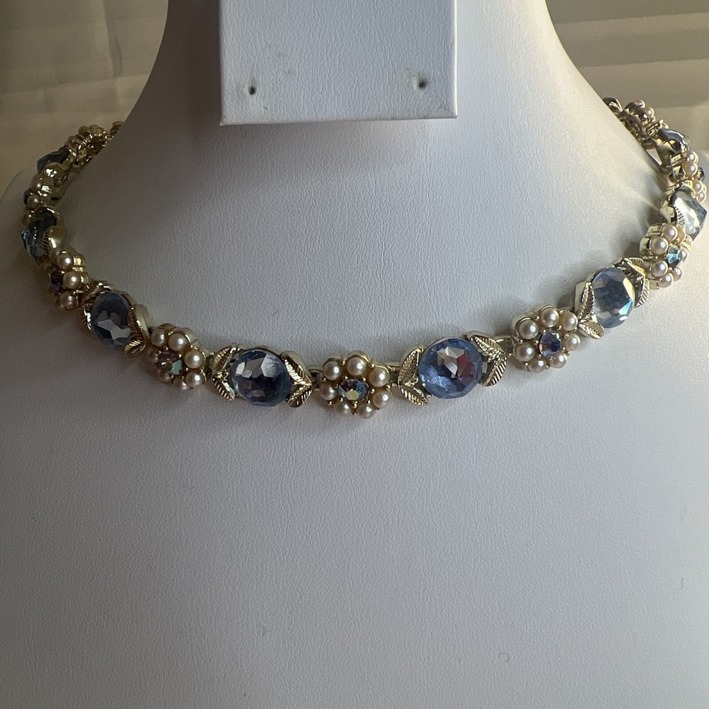 Vintage Kramer Gold Tone Blue Rhinestone Necklace Faux Pearls.
